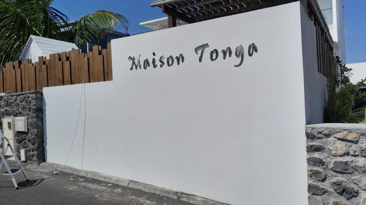 Maison Tonga Piscine /Jacuzzi Chambre De Luxe แซ็ง-ปีแยร์ ภายนอก รูปภาพ